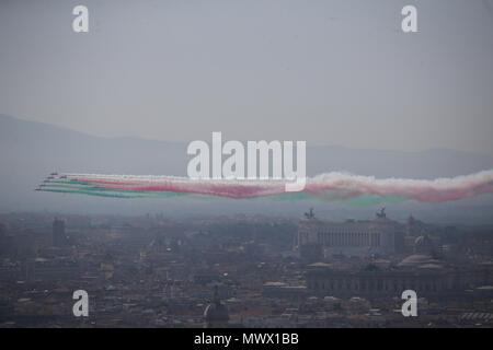 Rome, Italy. 2nd June 2018.  The Italian Air Force aircraft, Frecce Tricolori, fly over the sky of Rome during the celebrations of the feast of the Italian Republic at the Imperial Fora. Credit: marco iacobucci/Alamy Live News Stock Photo