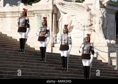 Rome, Italy. 2nd June 2018. Italian Republic Holiday Altar of the Fatherland The cuirassiers  Credit: Giuseppe Andidero/Alamy Live News Stock Photo