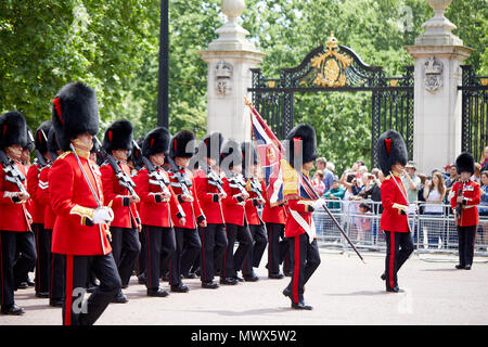 London, UK. 2nd June 2018. Image of members of the armed forces in ceremonial uniform marching during the Colonel's Review. The Colonel's Review is the second rehearsal for the Trooping the Colour parade. Taken on The Mall, London. Credit: Kevin Frost/Alamy Live News Stock Photo