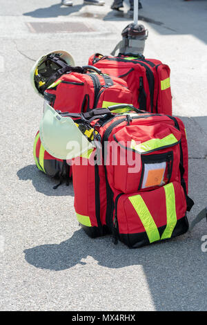 Paramedics rescue gear and first aid backpack on strechers, emergency services, ambulance equipment, medical aid Stock Photo