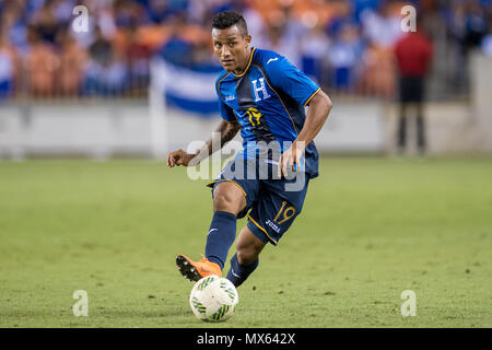 Houston, TX, USA. 2nd June, 2018. Honduras Luis Garrido (19) passes the ball during an international soccer friendly match between Honduras and El Salvador at BBVA Compass Stadium in Houston, TX. El Salvador won the game 1 to 0.Trask Smith/CSM/Alamy Live News Stock Photo