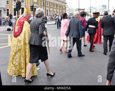 London Bridge, London, UK. 3rd June 2018. The first anniversary of the London Bridge terror attack is commemorated. Theresa May, Dean of Southwark. Credit: Matthew Chattle/Alamy Live News Stock Photo