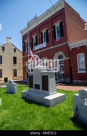 Sharpsburg, MD, USA - May 24, 2018: Memorials at the Town Hall and in Sharpsburg, a quaint and historic town, known for its proximity to Antietam, the Stock Photo