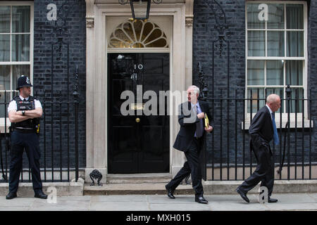 London, UK. 4th June, 2018. Leo Quinn (l), Group Chief Executive of Balfour Beatty, and Sir Gerry Grimstone (r), Chair of Standard Life Aberdeen PLC, leave 10 Downing Street following a Business Advisory Council meeting during which leaders of some of the UK's largest businesses were provided with an update regarding Brexit talks by Prime Minister Theresa May and Government Ministers. Credit: Mark Kerrison/Alamy Live News Stock Photo