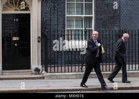 London, UK. 4th June, 2018. Leo Quinn (l), Group Chief Executive of Balfour Beatty, and Sir Gerry Grimstone (r), Chair of Standard Life Aberdeen PLC, leave 10 Downing Street following a Business Advisory Council meeting during which leaders of some of the UK's largest businesses were provided with an update regarding Brexit talks by Prime Minister Theresa May and Government Ministers. Credit: Mark Kerrison/Alamy Live News Stock Photo