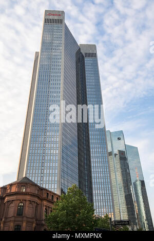 Deutsche Bank twin towers, aka Deutsche Bank Headquarters in the financial district of Frankfurt, Taunusanlage 12, Frankfurt am Main, Hesse, Germany Stock Photo