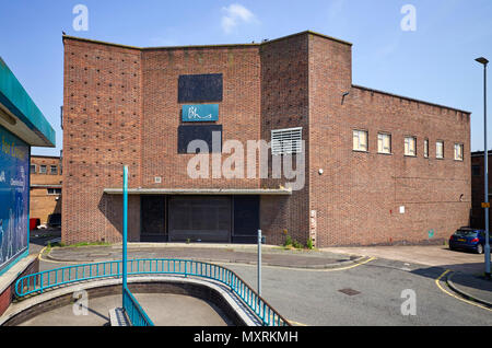 The back entrance of the now empty BHS retail shop in Crewe Stock Photo