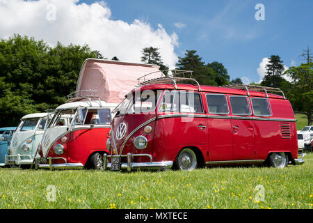 A 1967 split screen Volkswagen camper van Stock Photo - Alamy