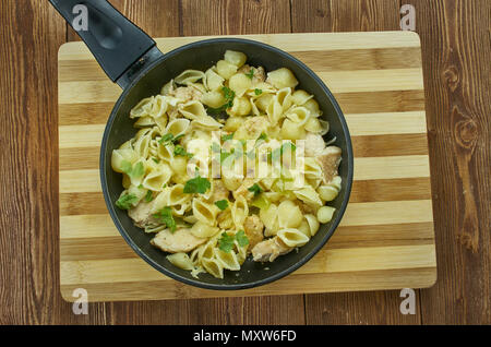 Salsa Verde Chicken Pasta close up Stock Photo