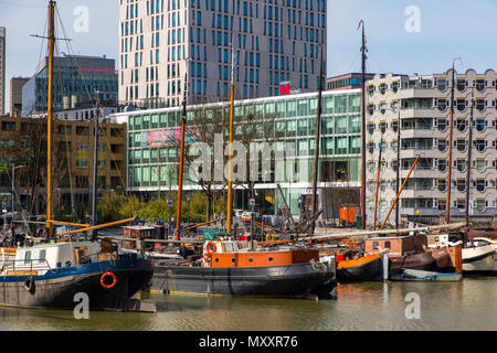 Downtown Rotterdam, Oude Haven, historic harbor, historic ships, Witte Huis, modern office buildings, skyscrapers, Netherlands,