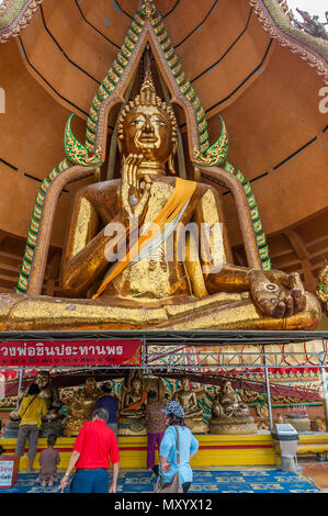 Wat Tham Seu or Big Buddha Temple. Ban Muang Chum Mu 3 Tambon Muang Chum, Amphoe Tha Muang, Kanchanaburi. Thailand Stock Photo