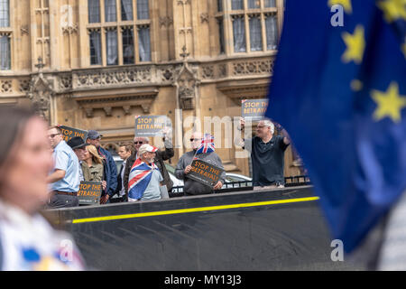 London 5th June 2018, Anti Brexit supporters held a protest outside the House of Commons and exchanged insults with pro brexit supporters across the road Credit Ian Davidson/Alamy live news Stock Photo