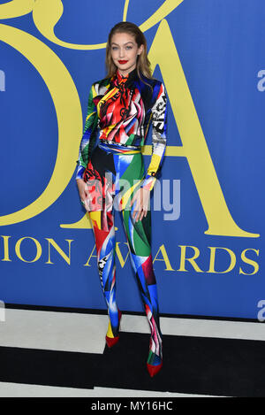 Gigi Hadid wearing dress by Off-White attends 2019 CFDA Fashion Awards at  Brooklyn Museum (Photo by Lev Radin / Pacific Press Stock Photo - Alamy