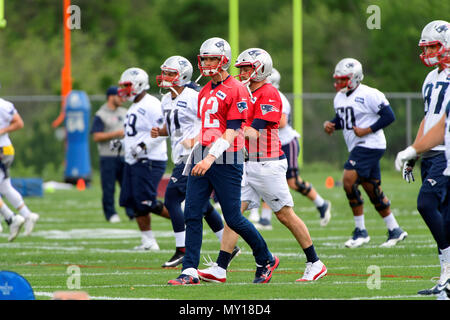 Foxborough, Massachusetts, USA. 5th June, 2018. New England Patriots quarterback Tom Brady (12) warms up at the team's mini camp held on the practice fields at Gillette Stadium, in Foxborough, Massachusetts. Eric Canha/CSM/Alamy Live News Stock Photo