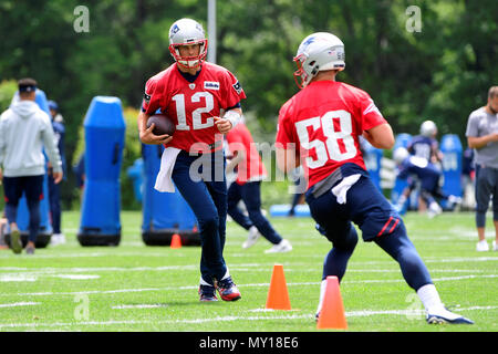 Foxborough, Massachusetts, USA. 5th June, 2018. New England Patriots quarterback Tom Brady (12) works out at the team's mini camp held on the practice fields at Gillette Stadium, in Foxborough, Massachusetts. Eric Canha/CSM/Alamy Live News Stock Photo