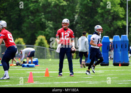 Foxborough, Massachusetts, USA. 5th June, 2018. New England Patriots quarterback Tom Brady (12) works out at the team's mini camp held on the practice fields at Gillette Stadium, in Foxborough, Massachusetts. Eric Canha/CSM/Alamy Live News Stock Photo