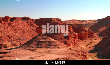 Panorama of Buttes at the dried shore of Razazza lake aka Milh lake or Sea of Salt near Kerbela, Iraq Stock Photo