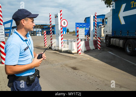 Tudora, Republic of Moldova, Moldavian-Ukrainian border crossing Stock Photo