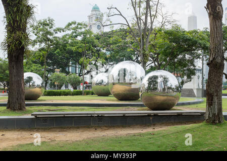 Empress Lawn outside the Asian Civilisations Museum in Singapore Stock Photo