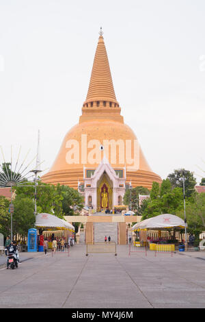 Phra Pathommachedi Temple Of Nakhon Pathom, Thailand Stock Photo