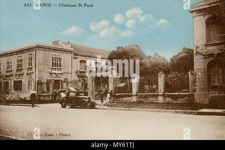 . English: Hanoi Clinique Saint Paul . early 20th century. Unknown 229 Hanoi Clinique Saint Paul Stock Photo