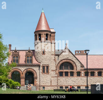 The Cambridge Public Library in Cambridge, Massachusetts, USA Stock Photo