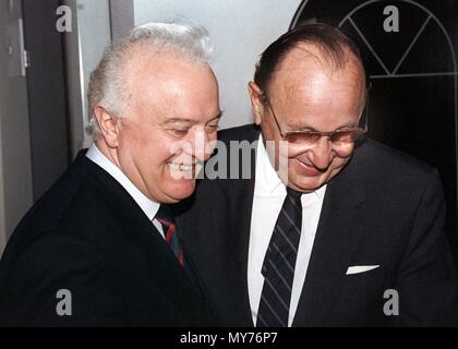 Former Soviet Foreign Minister Eduard Shevardnadze, left, inaugurates Western  Union?s money transfer service between the U.S. and Russia in Miami Beach,  Florida on Friday, Feb. 28, 1992. With the aid of Western