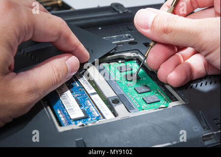self install RAM circuit in computer labtop Stock Photo