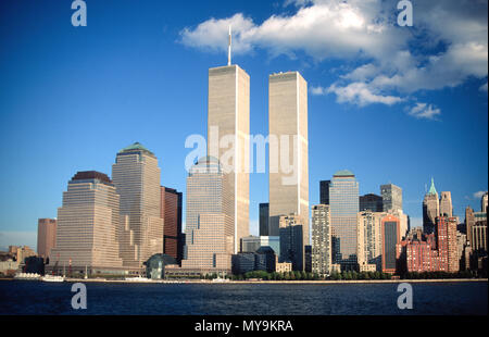 1995 HISTORICAL TWIN TOWERS (©MINORU YAMASAKI 1973) DOWNTOWN SKYLINE ...