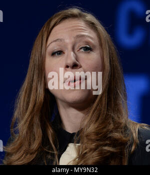 CORAL GABLES, FL - MARCH 07: Hillary Rodham Clinton, Former U.S. Secretary of State and U.S. Senator from New York and her daughter Chelsea Clinton, Vice Chair, Clinton Foundation embr as they attend the 2015 Meeting of Clinton Global Initiative University at the University of Miami on March 7, 2015 in Coral Gables, Florida. The 2015 Clinton Global Initiative University meeting encourages students to take action on some of the Millennial generations biggest concerns such as the future of energy, the power of big data to address global challenges, and pe-building in the Middle East and North Af Stock Photo