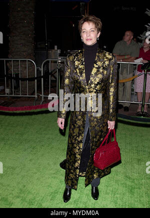 08 Nov 2000, Los Angeles, California, USA --- Original caption: Dr. Seuss' How The Grinch Stole Christmas Premiere was held at the Universal Amphitheatre in Los Angeles. --- Image by © . / USAKathleen Quinlan Attending Premiere 192 Red Carpet Event, Vertical, USA, Film Industry, Celebrities,  Photography, Bestof, Arts Culture and Entertainment, Topix Celebrities fashion /  Vertical, Best of, Event in Hollywood Life - California,  Red Carpet and backstage, USA, Film Industry, Celebrities,  movie celebrities, TV celebrities, Music celebrities, Photography, Bestof, Arts Culture and Entertainment, Stock Photo