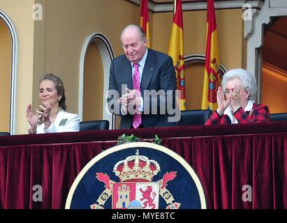 King Emeritus Juan Carlos I, infant Elena de Borbon and Infant Pilar de Borbon during San Isidro Fair 2018 in Madrid on 6 May 2018   CordonPress/888 Stock Photo