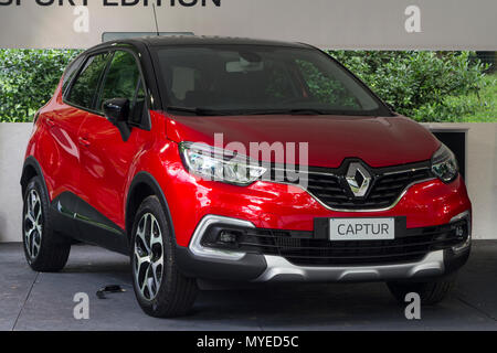 Torino, Italy. 7th June 2018. A red Renault Captur. 2018 edition of Parco Valentino car show hosts cars by many automobile manufacturers and car designers inside Valentino Park in Torino, Italy Credit: Marco Destefanis/Alamy Live News Stock Photo