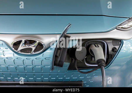 Torino, Italy. 7th June 2018. Detail of Hyundai Kona electric car charging cable. 2018 edition of Parco Valentino car show hosts cars by many automobile manufacturers and car designers in Valentino Park in Torino, Italy Credit: Marco Destefanis/Alamy Live News Stock Photo
