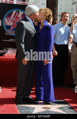 Judge Judy Sheindlin  ( posing with husband Jerry )10th season celebration and star on the Hollywood walk of Fame In Los Angeles. February 14, 2006.          -            JudgeJudySheindlin Jerry013.jpgJudgeJudySheindlin Jerry013  Event in Hollywood Life - California, Red Carpet Event, USA, Film Industry, Celebrities, Photography, Bestof, Arts Culture and Entertainment, Topix Celebrities fashion, Best of, Hollywood Life, Event in Hollywood Life - California, movie celebrities, TV celebrities, Music celebrities, Topix, Bestof, Arts Culture and Entertainment, Photography,    inquiry tsuni@Gamma- Stock Photo