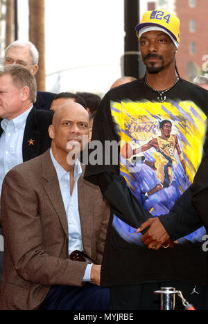 Jerry Buzz ( owner of the LA Laker ) received a star on the Hollywood walk of Fame in Los Angeles.  Karim Abdul jabar and Snoop Dogg          -            SnoopDogg KarimAbdulJabar.jpgSnoopDogg KarimAbdulJabar  Event in Hollywood Life - California, Red Carpet Event, USA, Film Industry, Celebrities, Photography, Bestof, Arts Culture and Entertainment, Topix Celebrities fashion, Best of, Hollywood Life, Event in Hollywood Life - California, movie celebrities, TV celebrities, Music celebrities, Topix, Bestof, Arts Culture and Entertainment, Photography,    inquiry tsuni@Gamma-USA.com , Credit Tsu Stock Photo