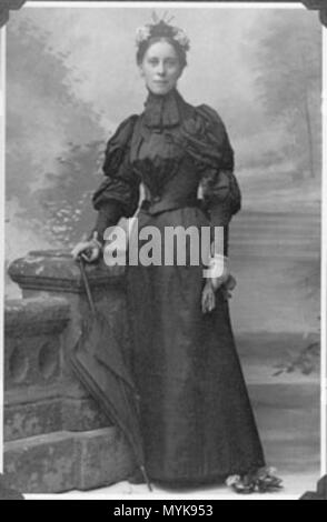 . English: Portrait of Mary Kingsley (1862-1900) . um 1890/1900. Unknown 352 Mary Kingsley01 Stock Photo