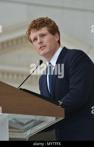 Arlington, DC, USA. 6th June, 2018. Rep. JOE KENNEDY III (D-MA) speaks at a memorial event at Arlington National Cemetery marking the 50th anniversary of the assassination of Robert F. Kennedy. Credit: Jay Mallin/ZUMA Wire/Alamy Live News Stock Photo