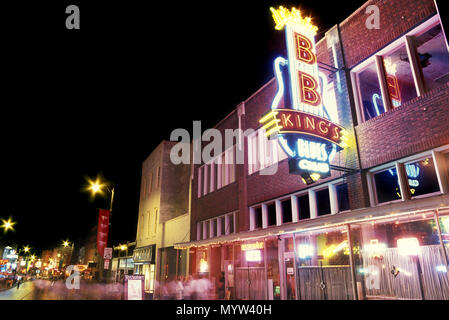 1992 HISTORICAL B B KING’S BLUES CLUB SIGN BEALE STREET MEMPHIS TENNESSEE USA Stock Photo