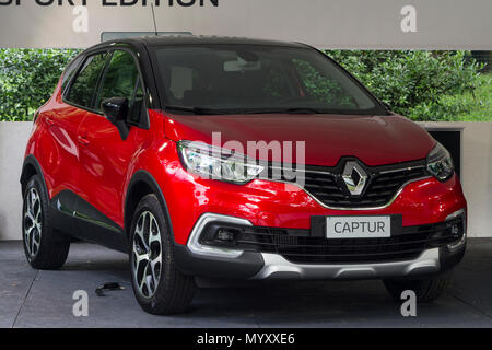 Turin, Italy. 07th June, 2018. A red Renault Captur. 2018 edition of Parco Valentino car show hosts cars by many automobile manufacturers and car designers inside Valentino Park in Torino, Italy Credit: Marco Destefanis/Pacific Press/Alamy Live News Stock Photo