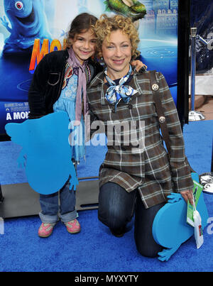 Alex Kingston and daughter Salome  -  Monsters Vs Aliens Premiere at the Gibson Amphitheatre at Universal Studio In Los Angeles.KingstonAlex Salome 24  Event in Hollywood Life - California, Red Carpet Event, USA, Film Industry, Celebrities, Photography, Bestof, Arts Culture and Entertainment, Celebrities fashion, Best of, Hollywood Life, Event in Hollywood Life - California, Red Carpet and backstage, Music celebrities, Topix, Couple, family ( husband and wife ) and kids- Children, brothers and sisters inquiry tsuni@Gamma-USA.com, Credit Tsuni / USA, 2006 to 2009 Stock Photo