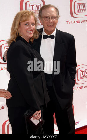 Bernie Kopell (R) and wife - 6th TV Land Awards 2008 at the Barker ...