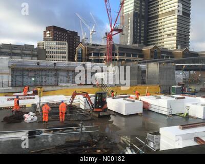 London, UK. 30th Jan, 2015. Work being carried out on London Bridge train station Credit:  danny bird/StockimoNews/Alamy Live News Stock Photo