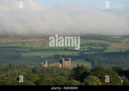 Bangor, Wales, UK. 22nd August, 2016. Uk Weather rain clears.To leave sunny evening. High pressure building over Carneddau range. Penrhyn Castle National Trust near Bangor in foreground. Credit:  Robert Eames / StockimoNews/Alamy Live News Stock Photo