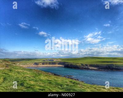 Ty Croes, UK. 23rd Oct, 2016. An empty Cable Bay, near Rhosneigr, Anglesey, North Wales, Credit:  Charlotte Machin/StockimoNews/Alamy Live News Stock Photo