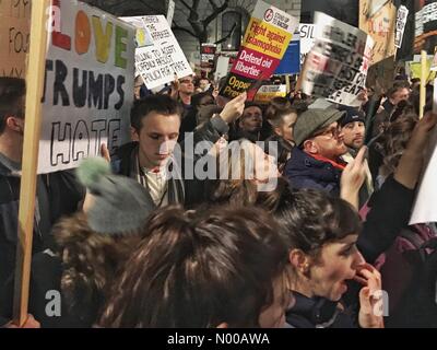 London, UK. 30th Jan, 2017. Muslim Ban protesters Credit: Flash Culture Photography/StockimoNews/Alamy Live News Stock Photo