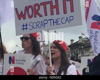 Thousands of nurses, healthcare workers and members of the public gathered in Parliament Sq today to protest against the governments pay cap in the largest rally organised by the RCN, the nurses union Stock Photo