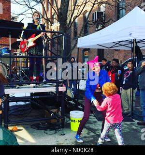 Greenfield, Massachusetts, USA. 20th Jan, 2018. A woman and child dance as Kalliope Jones performs at the Second Annual Franklin County Women's Rally. Greenfield, Massachusetts, United States. January 20th, 2018 Credit: sep120/StockimoNews/Alamy Live News Stock Photo
