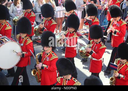 Windsor, UK, 19th May 2018. The town of Windsor celebrates the Royal Wedding between Prince Harry and Meghan Markle. Credit: Ollie Cole/StockimoNews/Alamy Live News Stock Photo