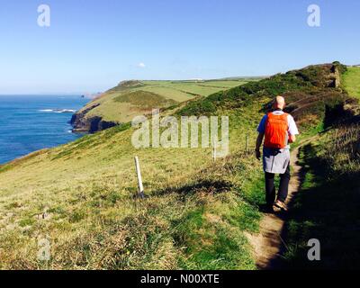 Boscastle. October 10th 2018 Hiker walking on South West Coastal path near Boscastle on a glorious autumn day. Weather forecasts say this will be the last sunny day this October as storms hit tomorrow Credit: judithclark/StockimoNews/17�Թ����� Live News Stock Photo